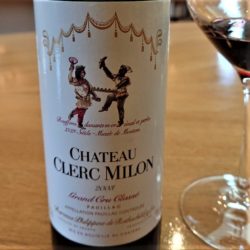 Замок Клерк Милон: да Бордо с красным вином история и страсть