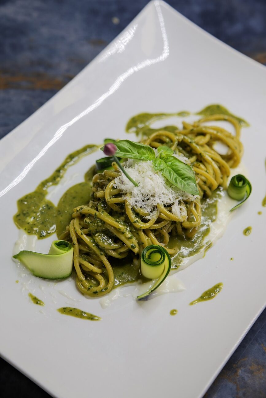 Pasta al pesto fatto in casa.jpg